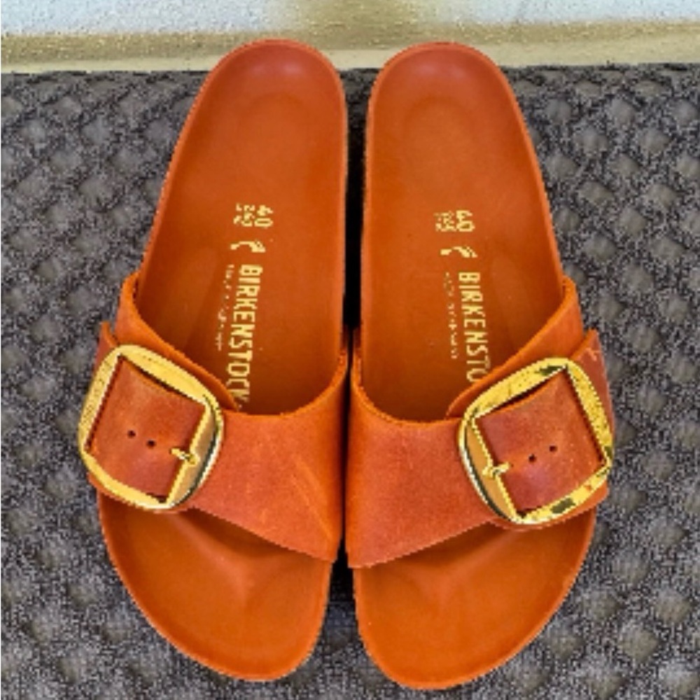 Birkenstock Burnt Orange Big Buckle Madrid 40 - like new